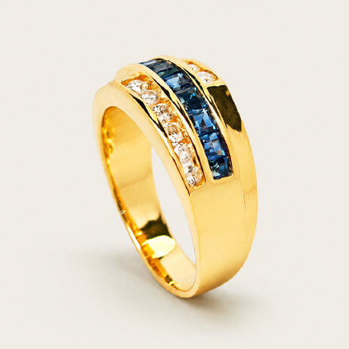 18K Yellow Gold Diamond & Blue Sapphire Ring