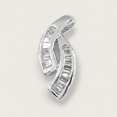18K White Gold Diamond Pendant