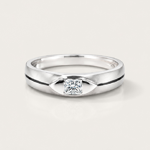 18K White Gold Diamond Ring