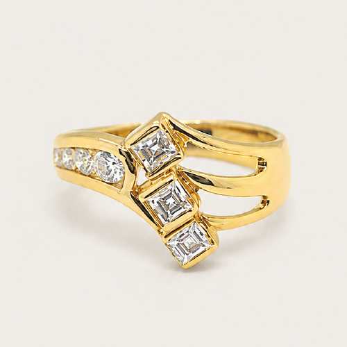 14K Yellow Gold Diamond Ring