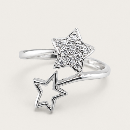 18K White Gold Diamond Ring