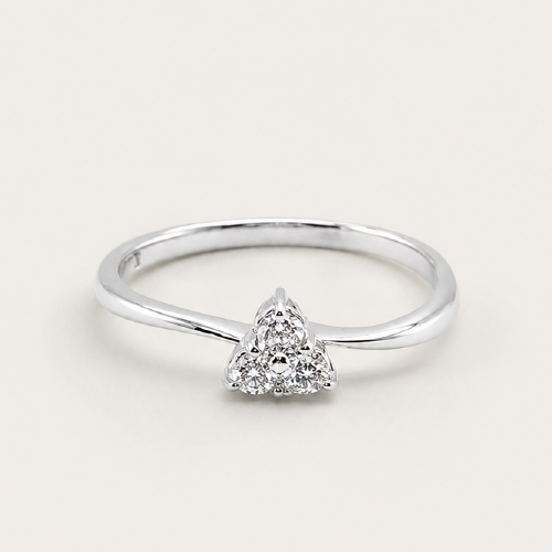 18K White Gold Diamond Ring