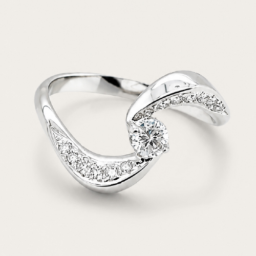 18K White Gold Diamond Ring