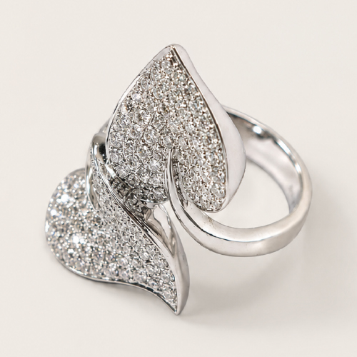 18K White Gold Diamond Ring