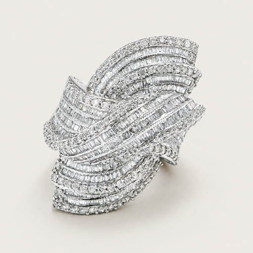 18K White Gold Diamond Ring