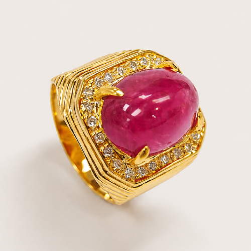 22K Yellow Gold Diamond & Ruby Ring