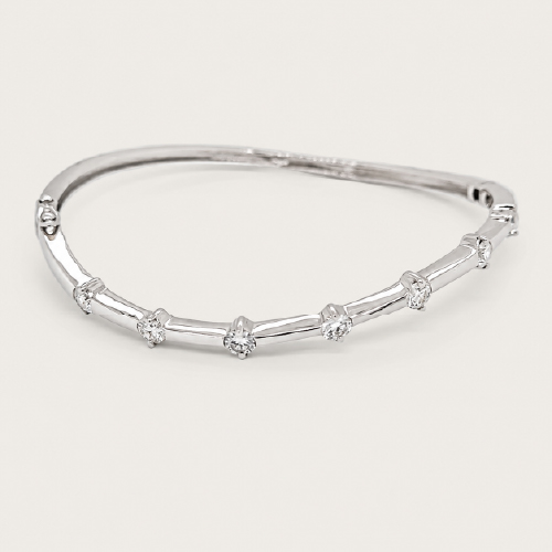 Curl Dotted Diamond Bangle