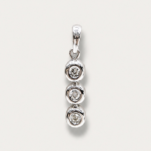 Cluster Droplets Diamond Pendant