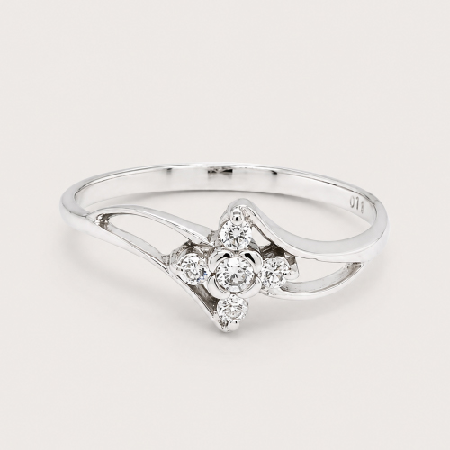 18K White Gold Diamond Flora Ring