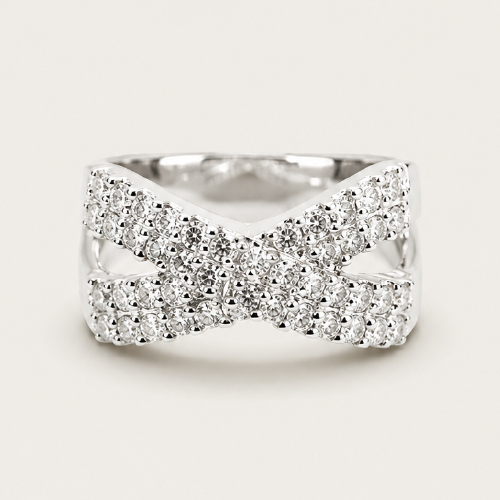 18K White Gold Diamond Ring