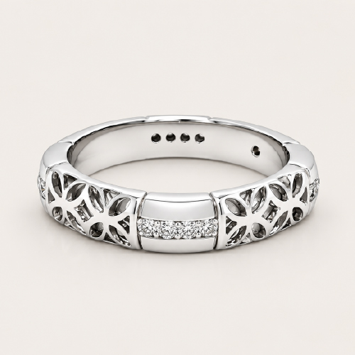 18K White Gold Diamond Ring