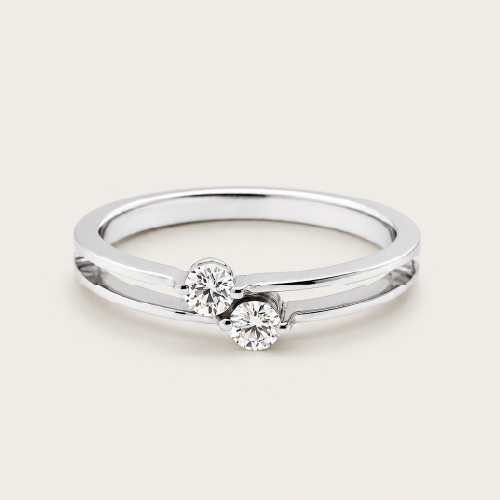 18K White Gold Diamond Ring