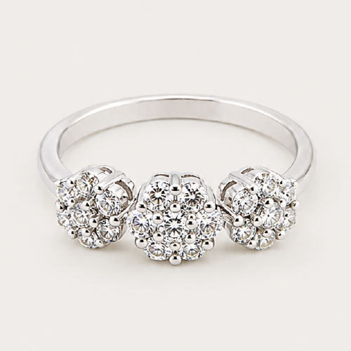 18K White Gold Diamond Ring