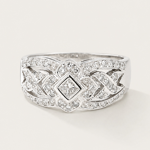 18K White Gold Diamond Ring