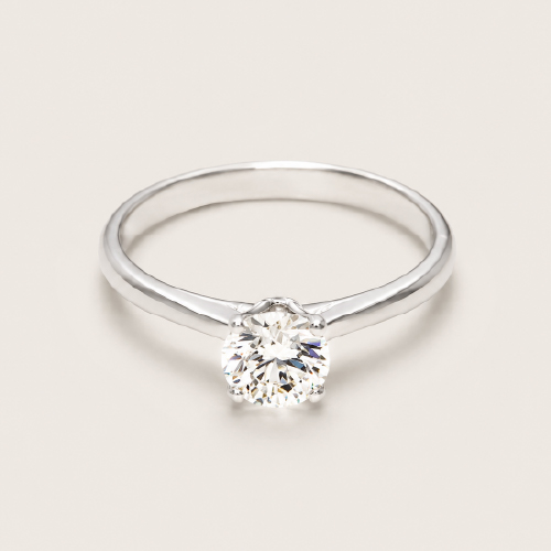 18K White Gold Diamond Ring