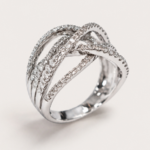 18K White Gold Diamond Ring