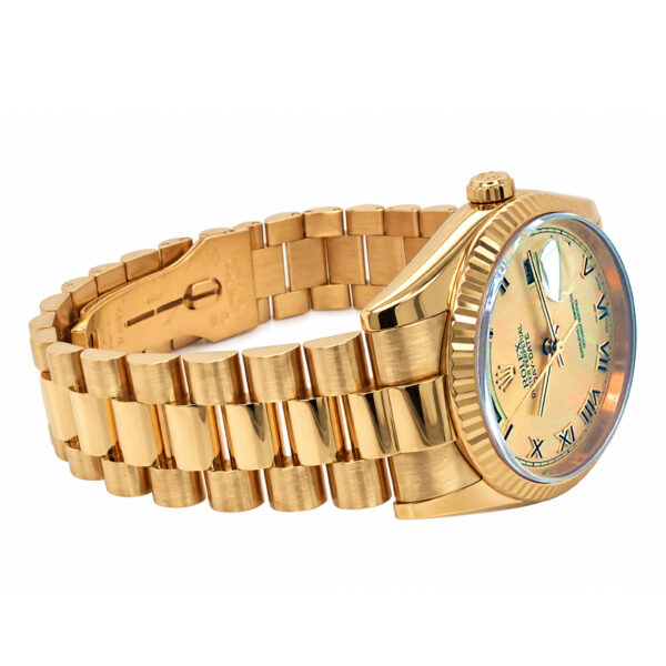 18K Yellow Gold Rolex Day-Date 118238