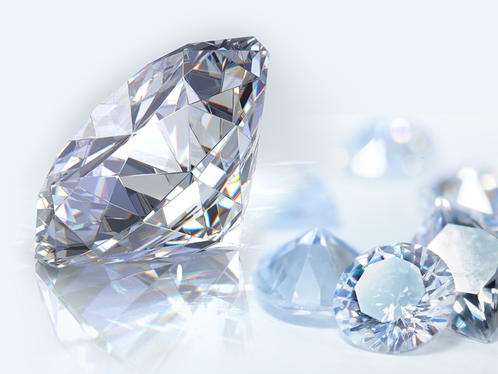 How to Keep Your Diamonds Clean & Sparkling